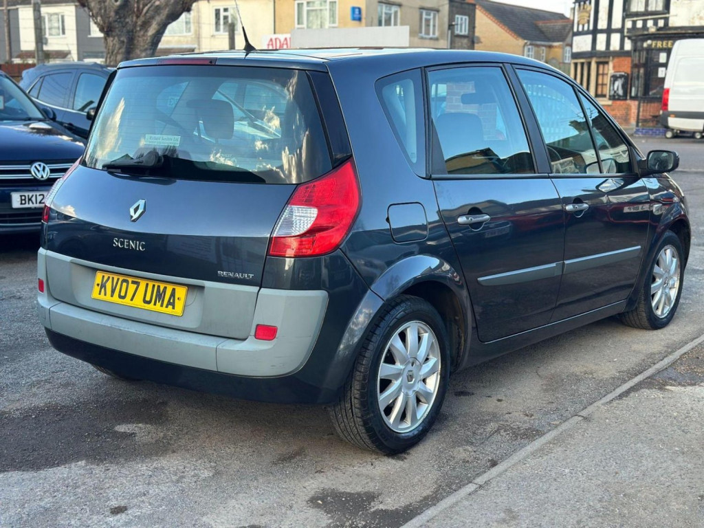 RENAULT SCENIC