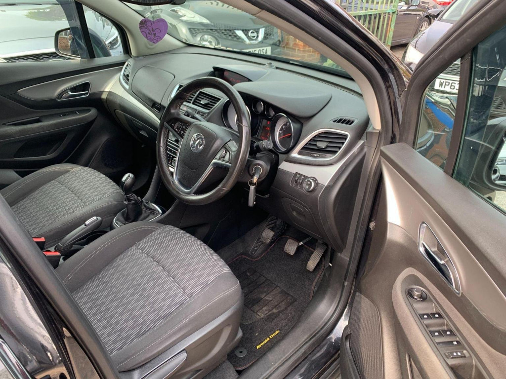 VAUXHALL MOKKA