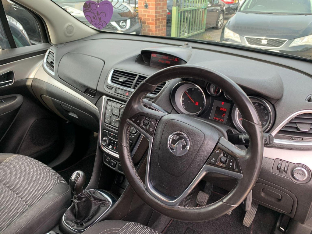VAUXHALL MOKKA