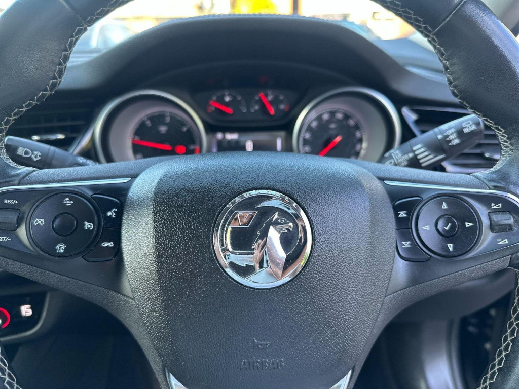 VAUXHALL INSIGNIA