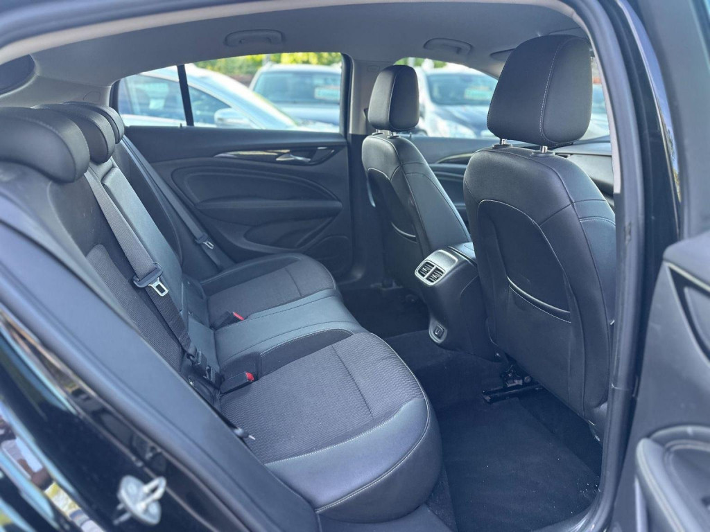 VAUXHALL INSIGNIA