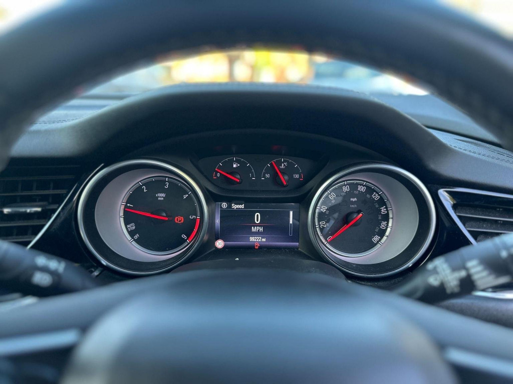 VAUXHALL INSIGNIA