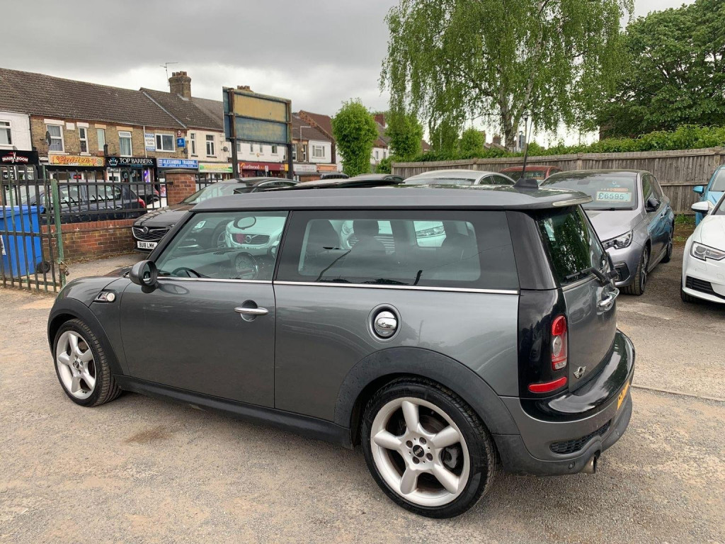 MINI CLUBMAN
