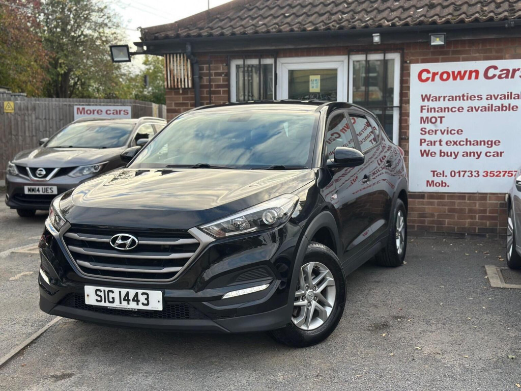 View HYUNDAI TUCSON 1.7 CRDi Blue Drive S Euro 6 (s/s) 5dr