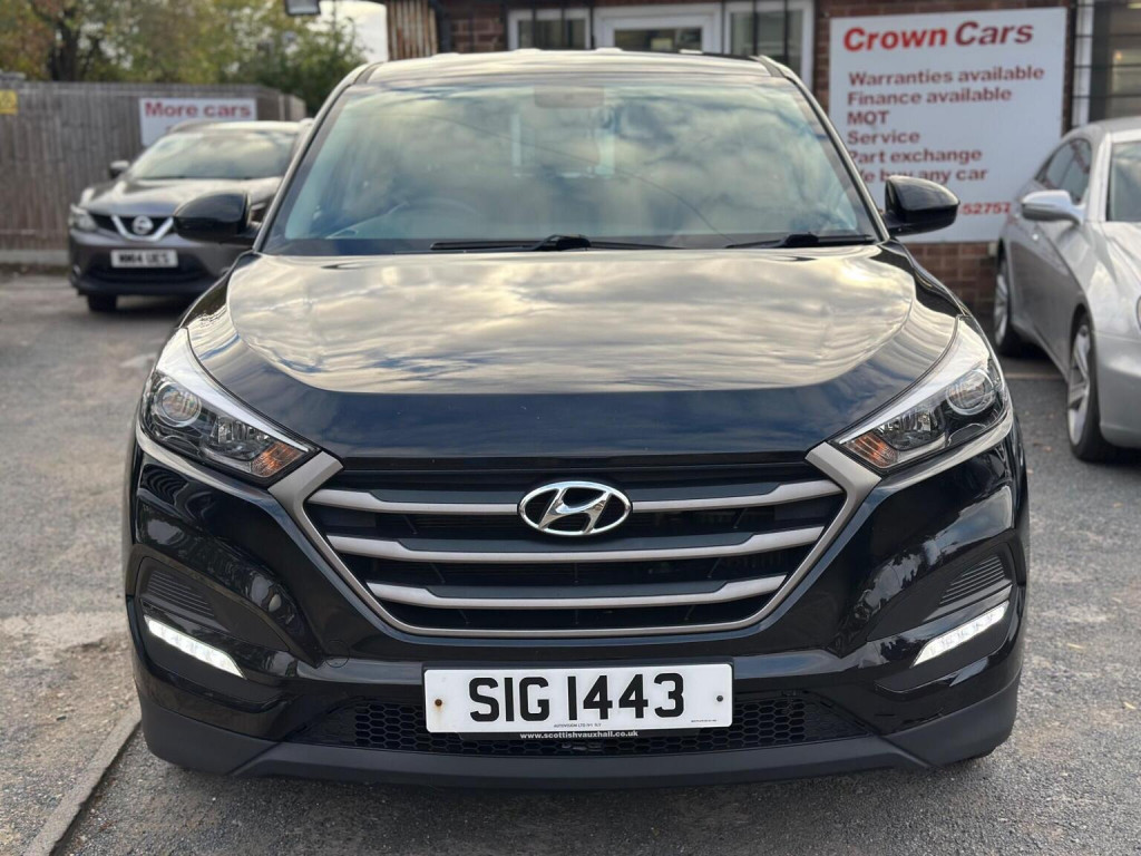 View HYUNDAI TUCSON 1.7 CRDi Blue Drive S Euro 6 (s/s) 5dr