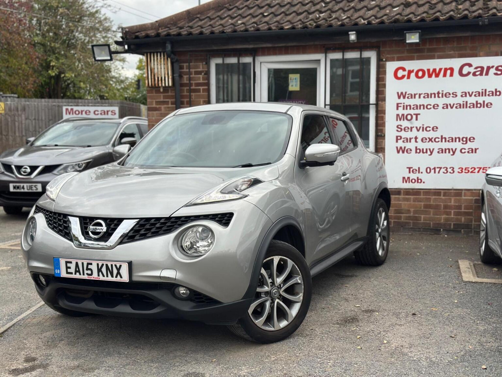 View NISSAN JUKE 1.6 Tekna XTRON Euro 6 5dr
