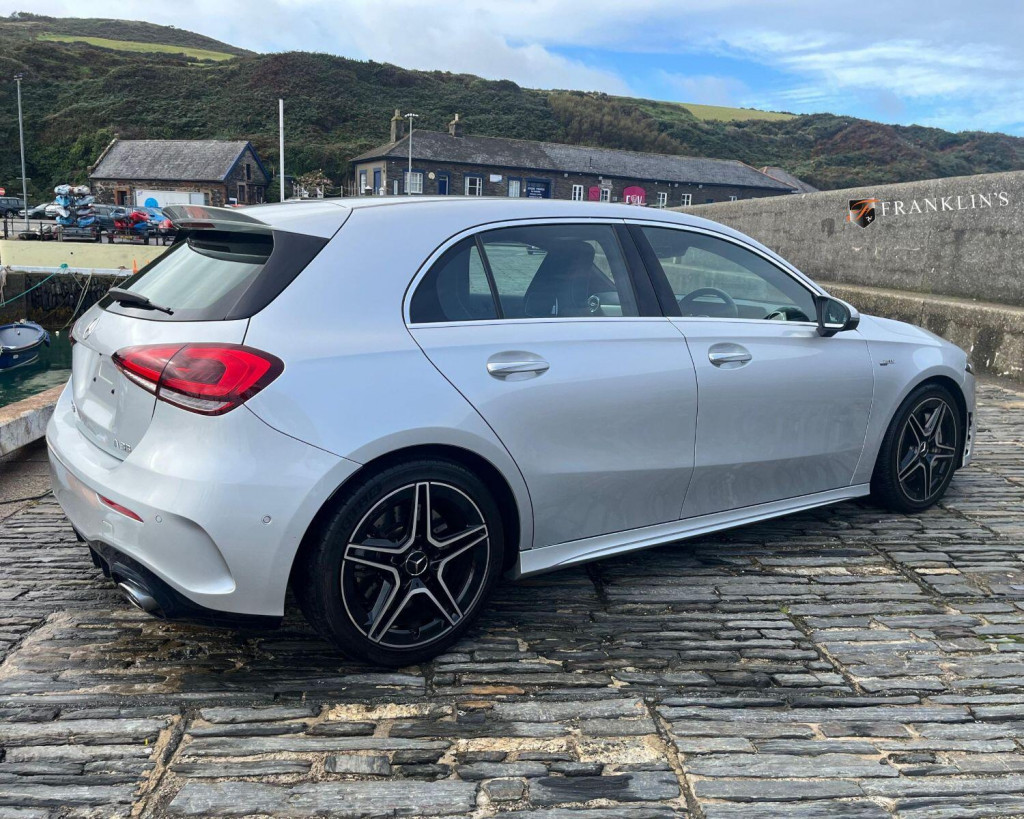 MERCEDES-BENZ A CLASS