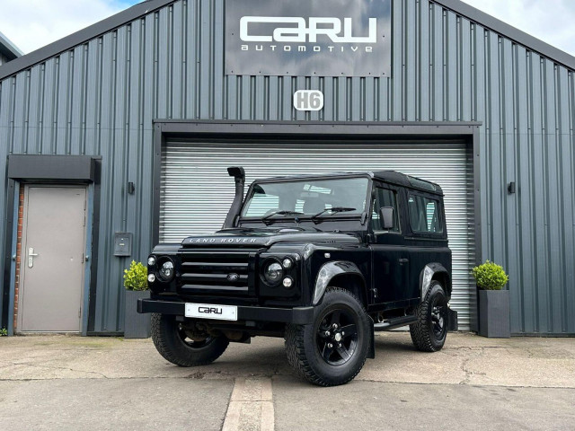 LAND ROVER DEFENDER