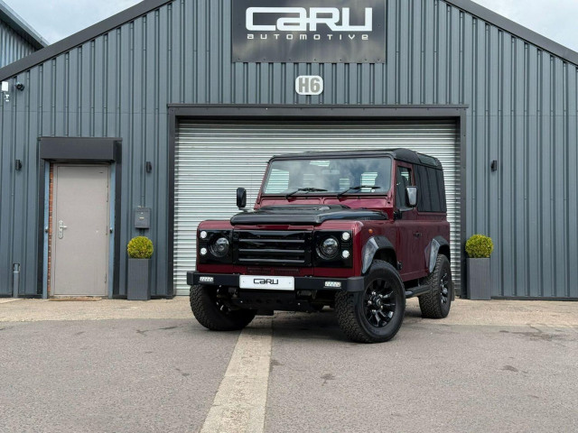 LAND ROVER DEFENDER 90
