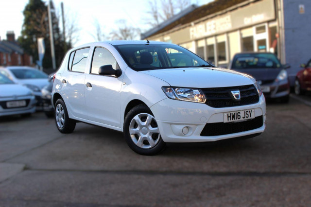 DACIA SANDERO