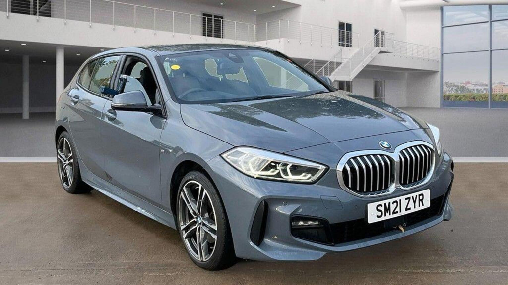 BMW 1 SERIES