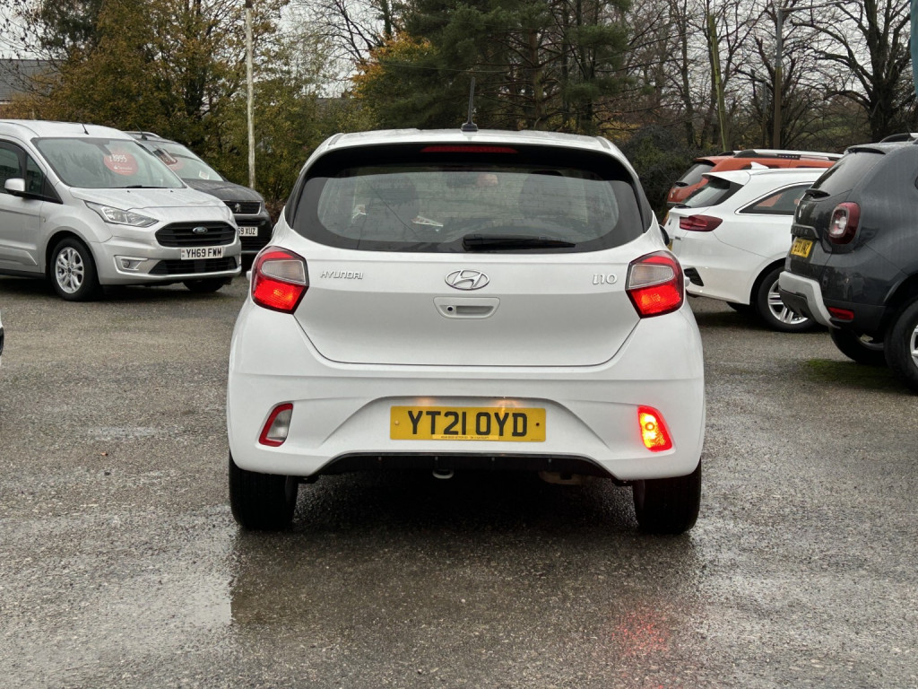 HYUNDAI I10