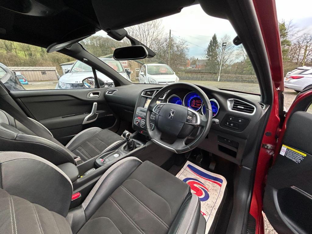 DS AUTOMOBILES DS 4 CROSSBACK