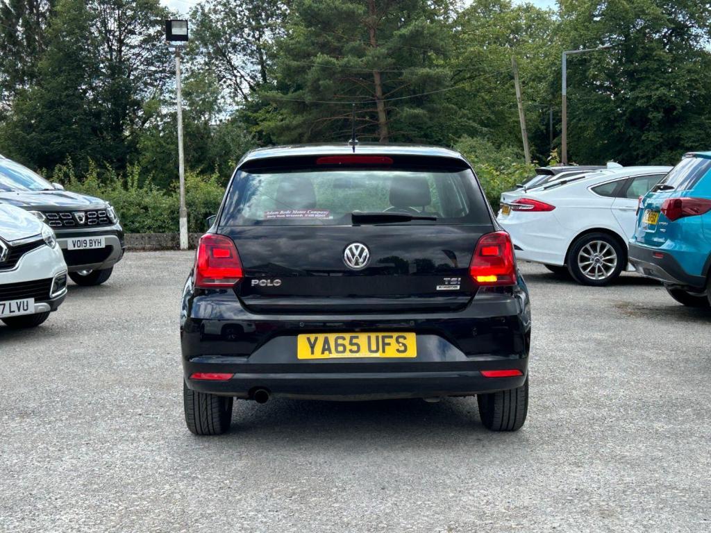 VOLKSWAGEN POLO