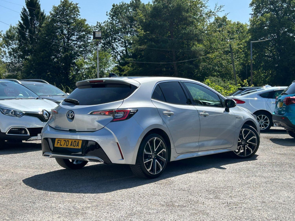 TOYOTA COROLLA