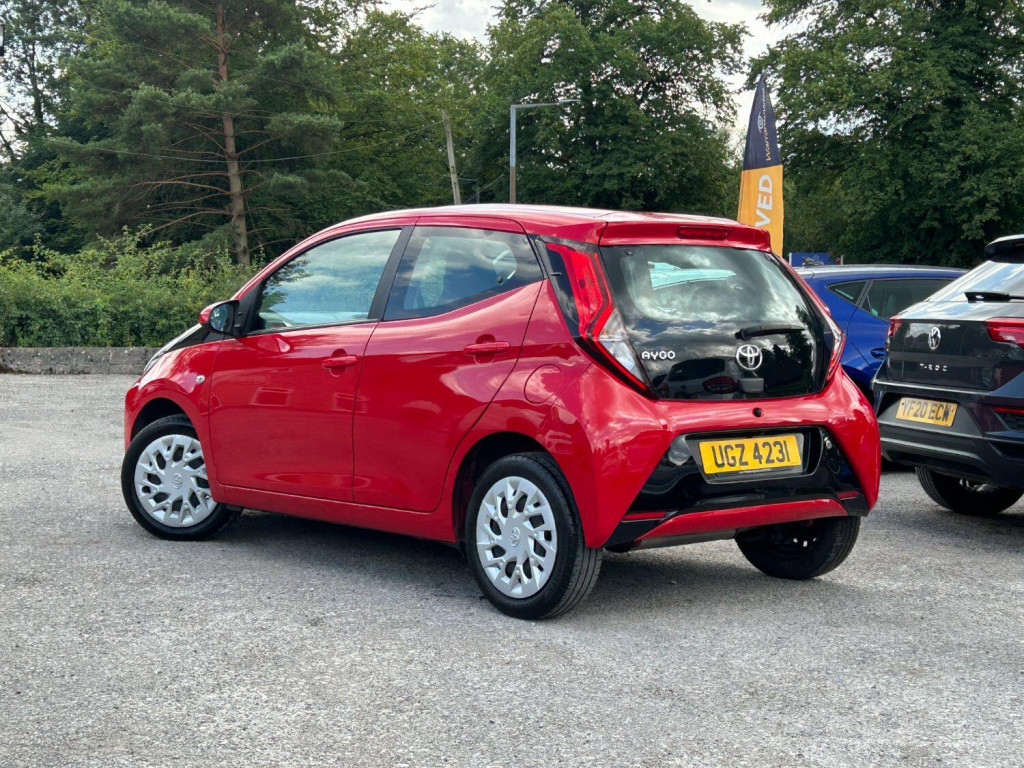 TOYOTA AYGO