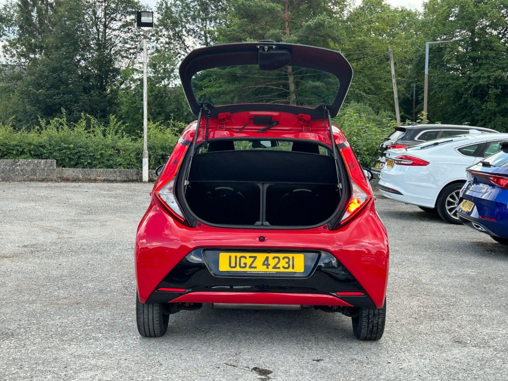 TOYOTA AYGO