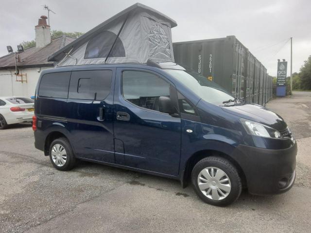 NISSAN NV200
