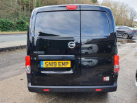 NISSAN NV200