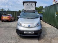 NISSAN E-NV200