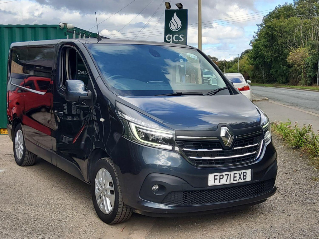 RENAULT TRAFIC