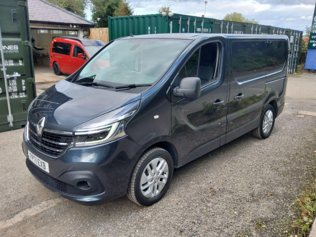 RENAULT TRAFIC