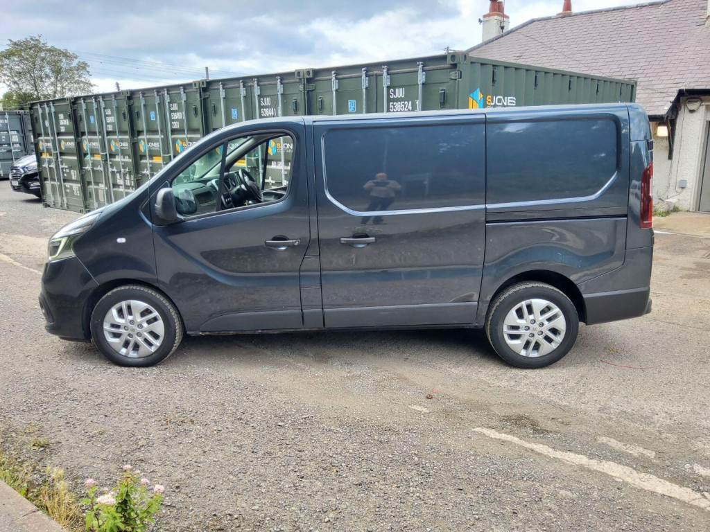 RENAULT TRAFIC