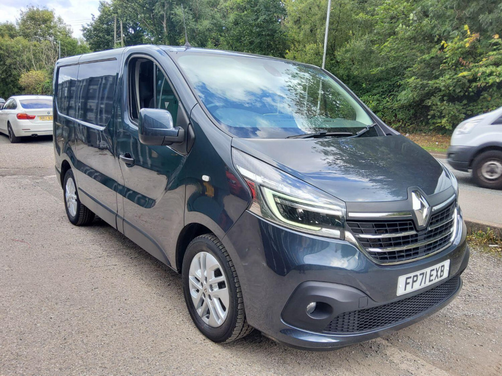 RENAULT TRAFIC