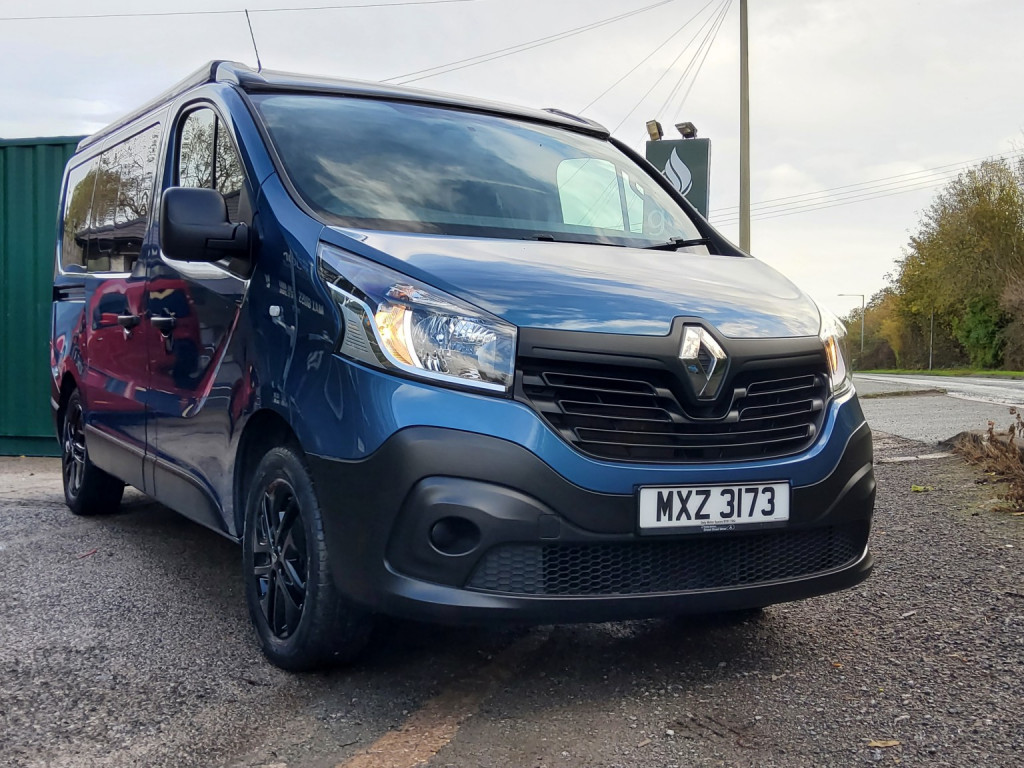 RENAULT TRAFIC