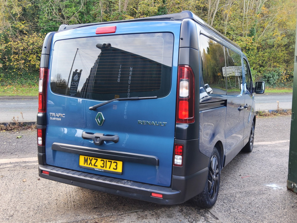 RENAULT TRAFIC