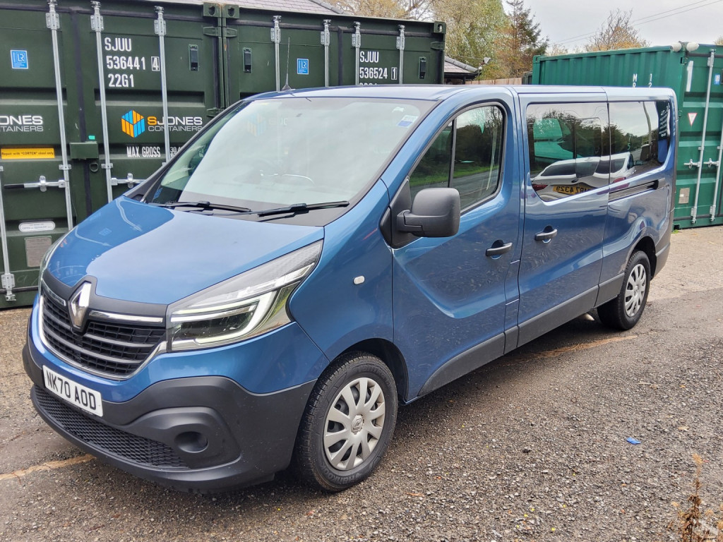 RENAULT TRAFIC