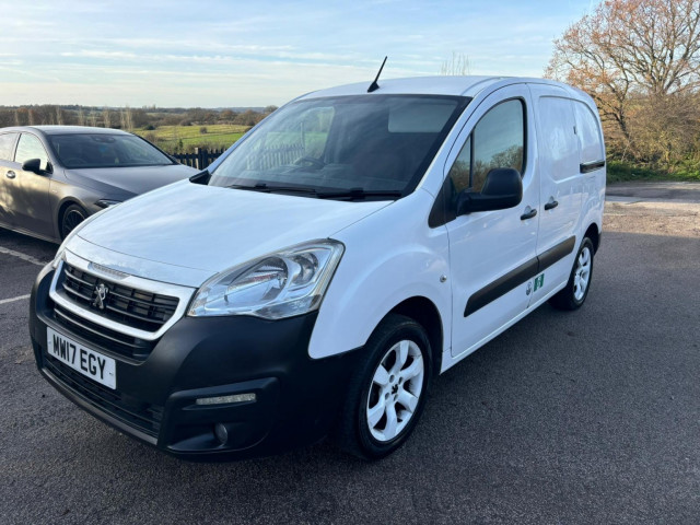 PEUGEOT PARTNER
