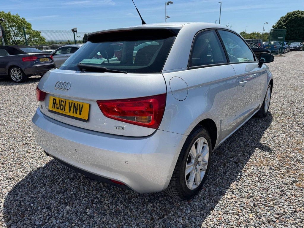 AUDI A1