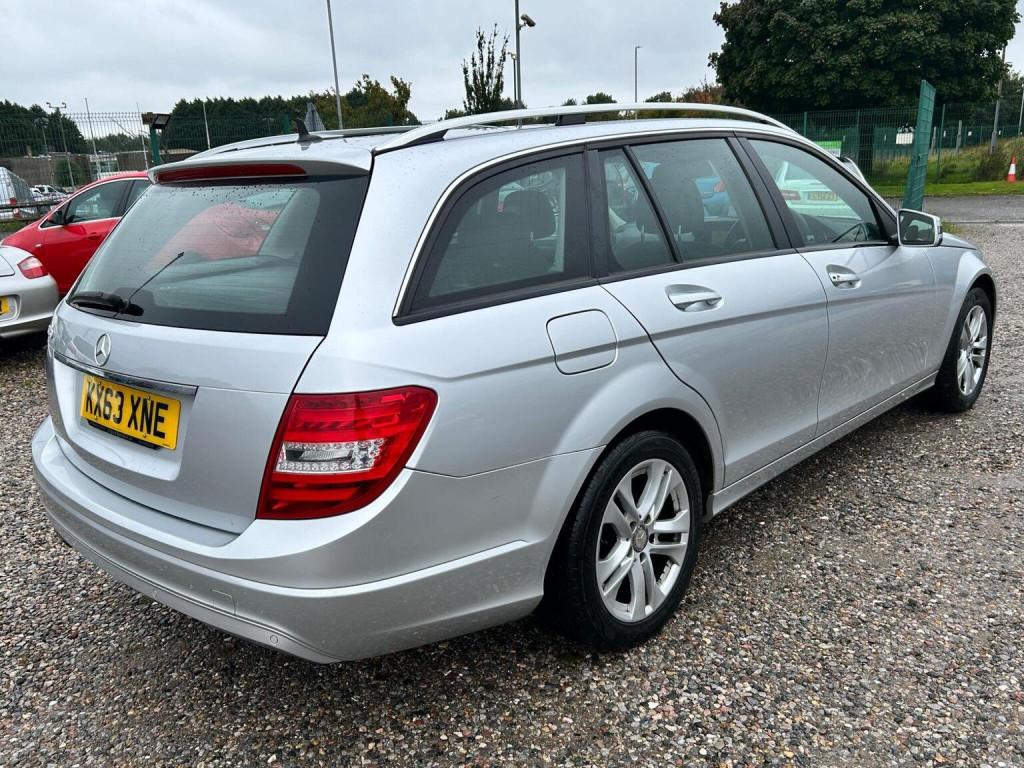 MERCEDES-BENZ C CLASS