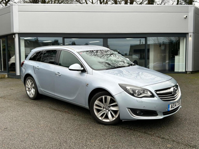VAUXHALL INSIGNIA
