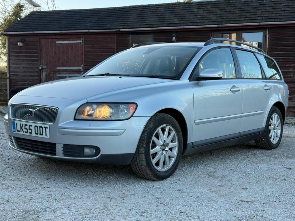 VOLVO V50