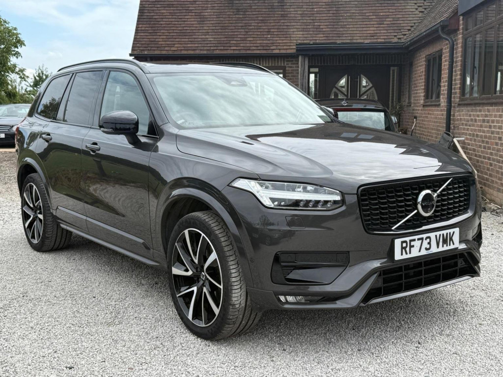 VOLVO XC90