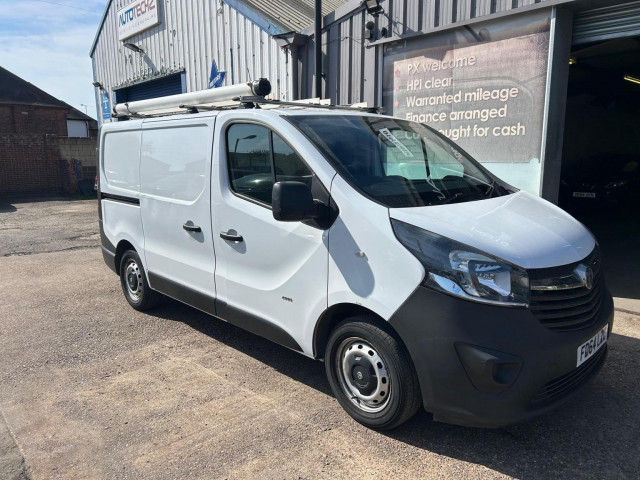 VAUXHALL VIVARO