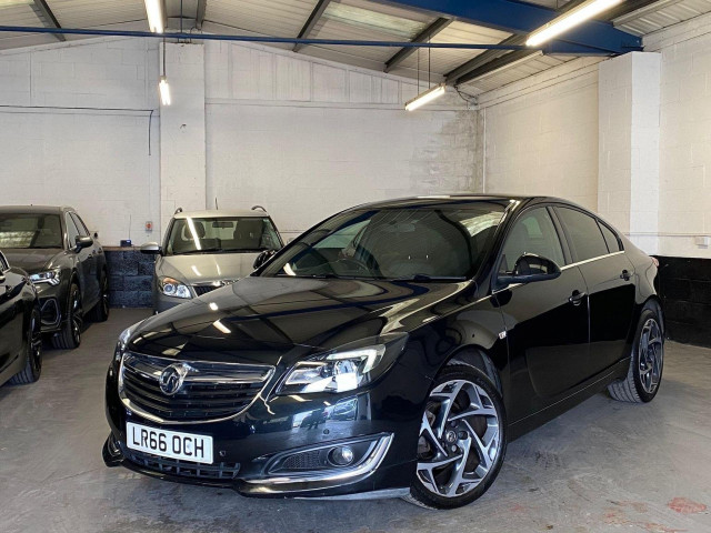 VAUXHALL INSIGNIA