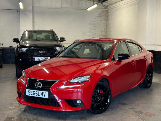 LEXUS