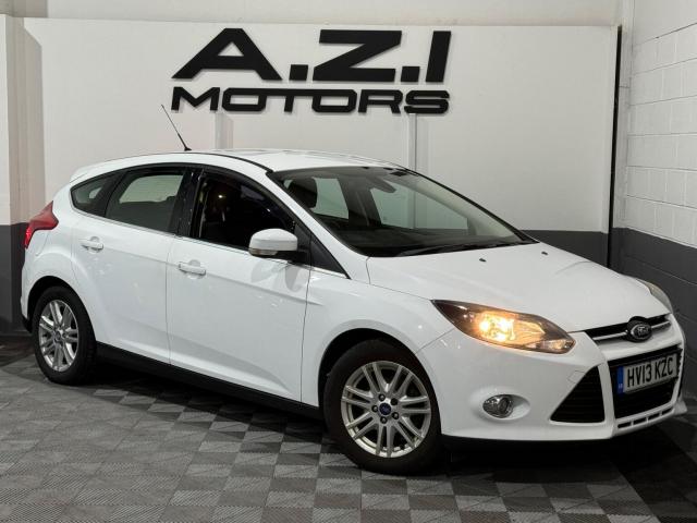 FORD FOCUS 1.0T EcoBoost Titanium Euro 5 (s/s) 5dr
