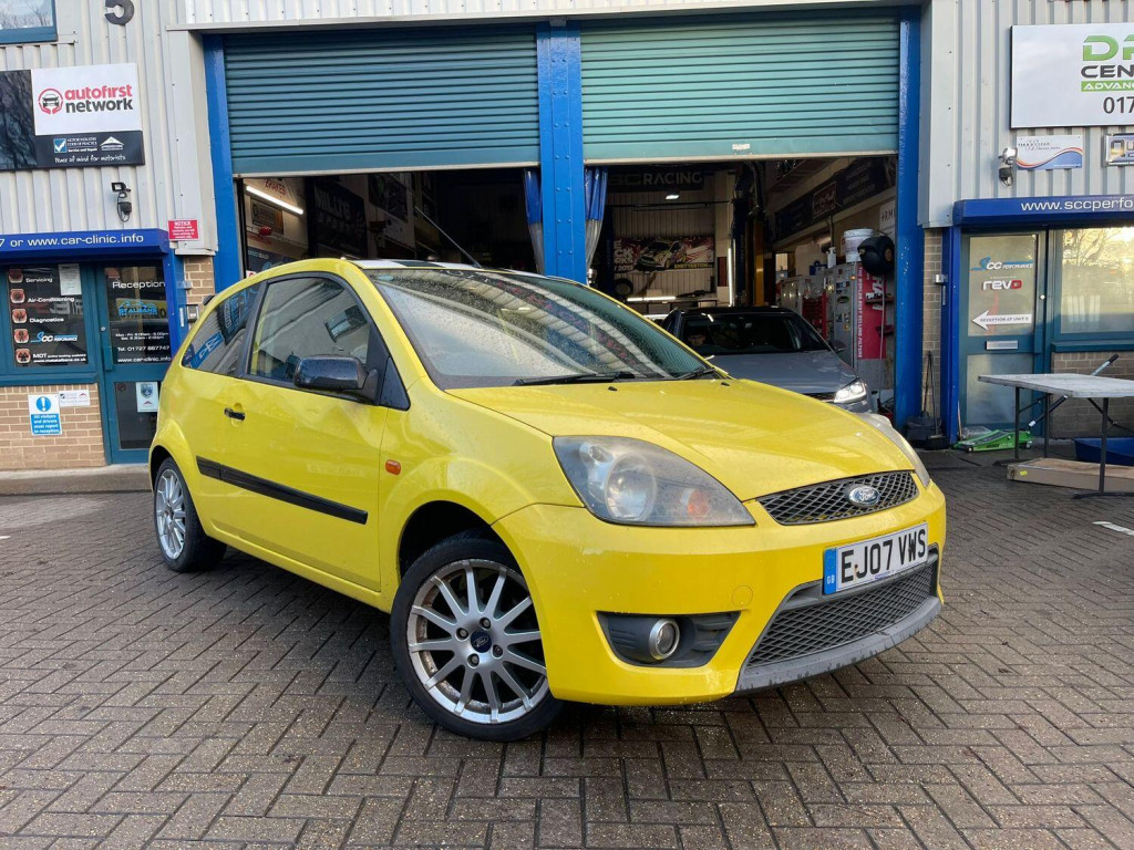 View FORD FIESTA 1.6 Zetec S 30th Anniversary
