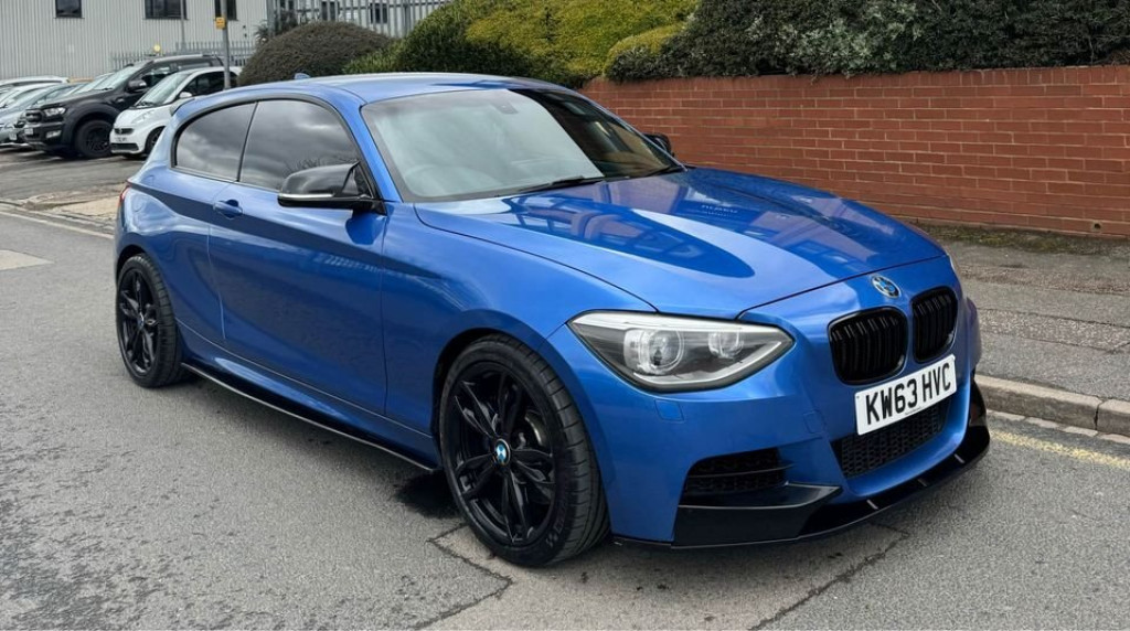 View BMW 1 SERIES 3.0 M135i 3 door