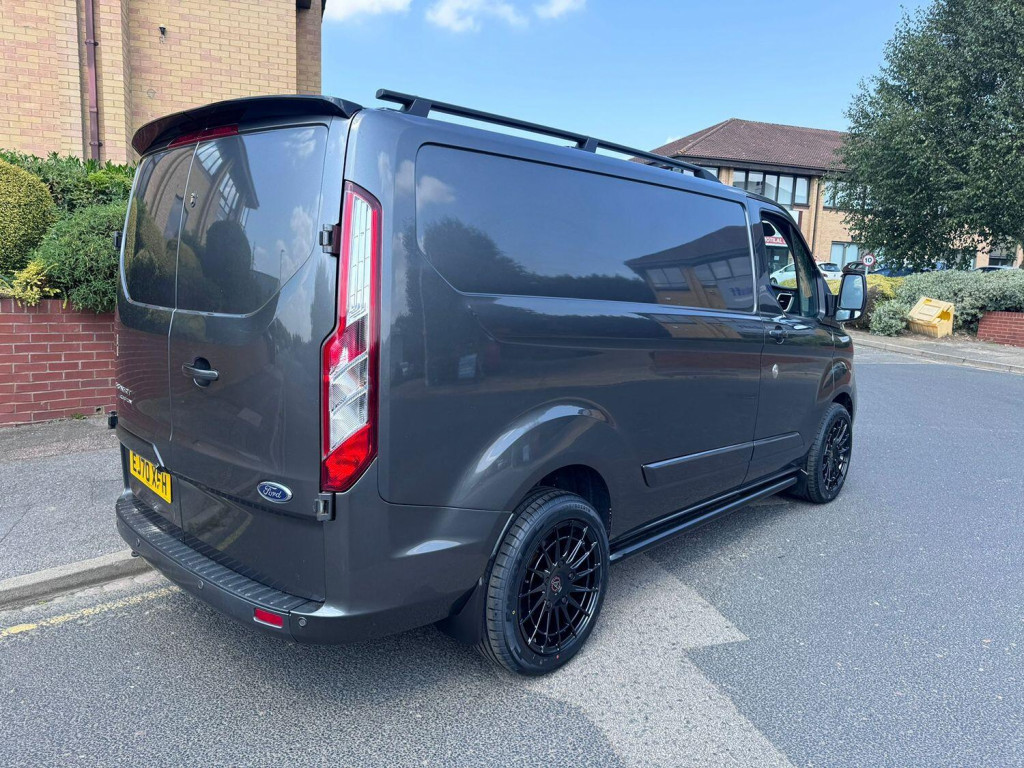 FORD TRANSIT CUSTOM