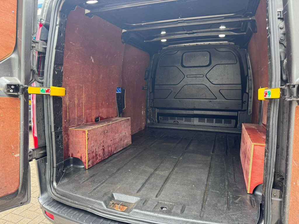 FORD TRANSIT CUSTOM