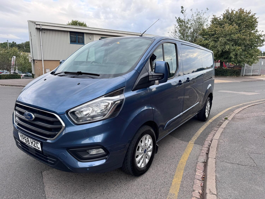 View FORD TRANSIT CUSTOM 2.0 300 EcoBlue Limited LWB