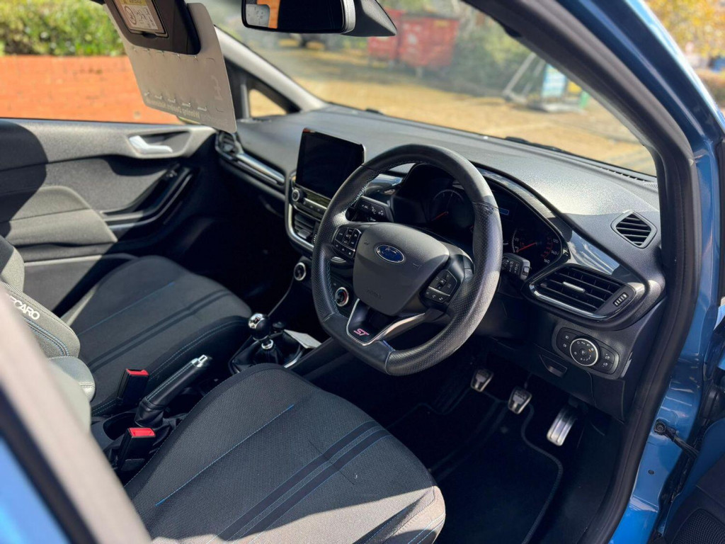 View FORD FIESTA 1.5 T EcoBoost ST-2