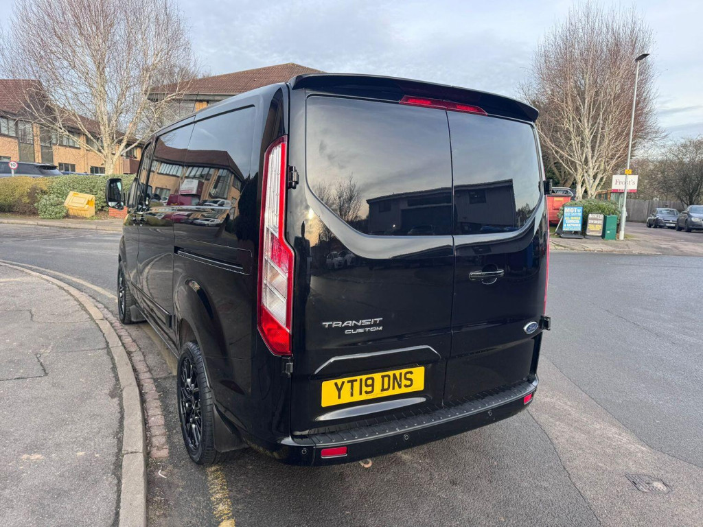 FORD TRANSIT CUSTOM