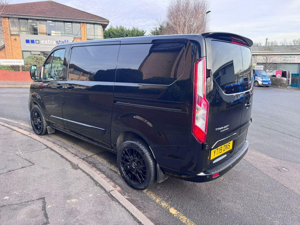View FORD TRANSIT CUSTOM 2.0 280 EcoBlue Limited