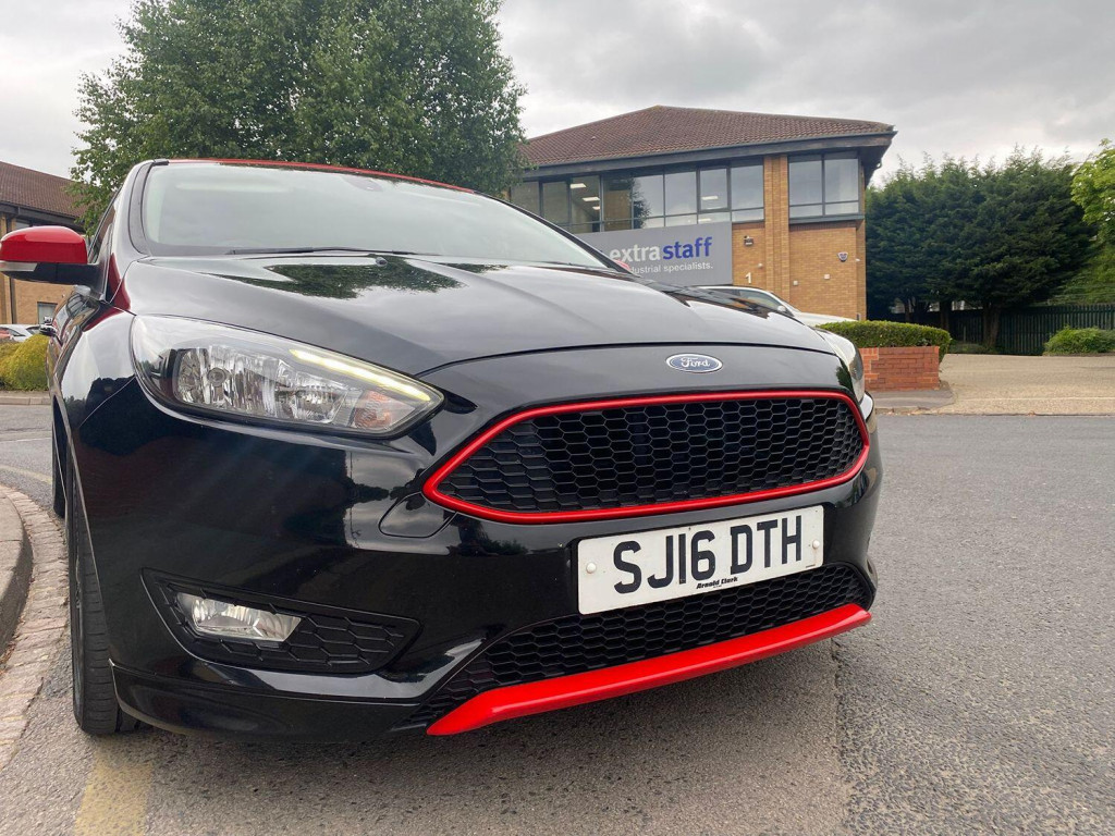 View FORD FOCUS 2.0 TDCi Zetec S Black Edition